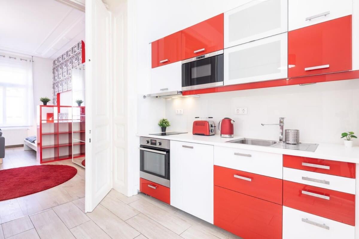 Bright & Large Apartment At Top Location Budapest Exterior photo
